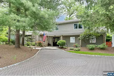 380 Hillside Avenue, Allendale, NJ 07401 - Photo 1