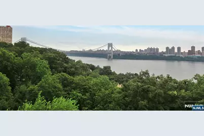 4 Horizon Road 404 #404, Fort Lee, NJ 07024 - Photo 1