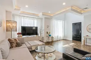 8 Marquis Ct, Edgewater, NJ 07020 - Photo 1