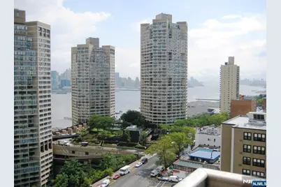 7002 Boulevard East 12G #12G, Guttenberg, NJ 07093 - Photo 1