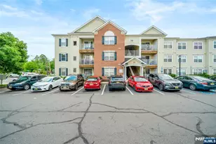 1025 Dogwood Ct, New Brunswick, NJ 08901 - Photo 1