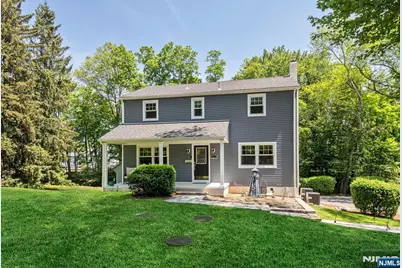 271 Cedar Hill Avenue, Wyckoff Township, NJ 07481 - Photo 1