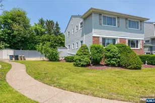 7 Craig Ct, Elmwood Park, NJ 07407 - Photo 1