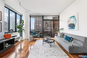 389 Washington Street 21A, Jersey City, NJ 07302 - Photo 1