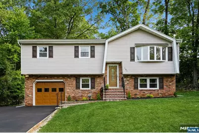 151 Mount Pleasant Avenue, Dover, NJ 07801 - Photo 1