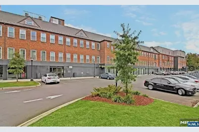 120 Georges Road 310 #310, New Brunswick, NJ 08901 - Photo 1