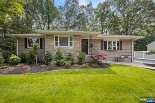 452 Ridgewood Blvd, Washington Township, NJ 07676 - Photo 1