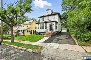 535 Center Pl, Teaneck Township, NJ 07666 - Photo 1
