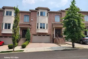 530 Kearney Ave #B, Cliffside Park, NJ 07010 - Photo 1