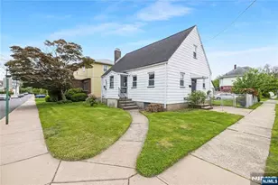 41 Hazelton St, Ridgefield Park, NJ 07660 - Photo 1