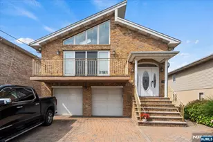 376 Page Ave, Lyndhurst Township, NJ 07071 - Photo 1