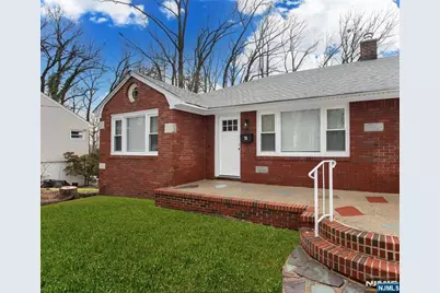 76 Farview Avenue, Paramus, NJ 07652 - Photo 1