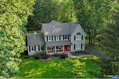 581 Eder Avenue, Wyckoff Township, NJ 07481 - Photo 1