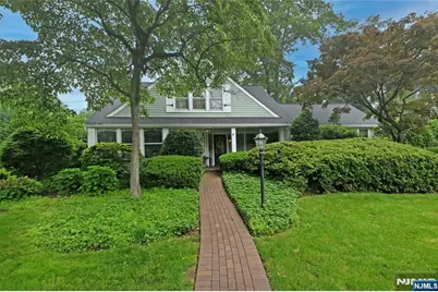 455 Summit Avenue, Oradell, NJ 07649 - Photo 1