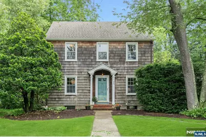 43 Essex Avenue, Montclair, NJ 07042 - Photo 1