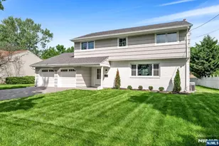 246 Oakwood Dr, Paramus, NJ 07652 - Photo 1