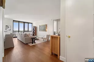 100 Carlyle Dr 9L-N, Cliffside Park, NJ 07010 - Photo 1