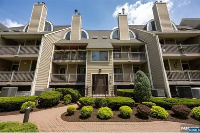 810 River Renaissance B10 #B10, East Rutherford, NJ 07073 - Photo 1