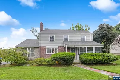 16 Vandelinda Avenue, Teaneck Township, NJ 07666 - Photo 1