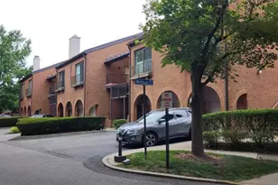 4 Whitman Ct 1204, Teaneck Township, NJ 07666 - Photo 1