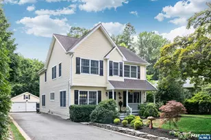 55 Woodland Ave, Allendale, NJ 07401 - Photo 1