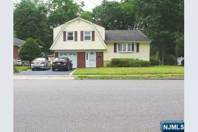 262 Tryon Avenue, Teaneck Township, NJ 07666 - Photo 1