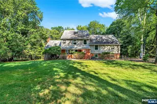 11 Margaret Ct, Demarest, NJ 07627 - Photo 1