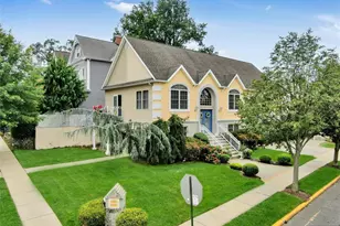 424 Page Ave, Lyndhurst Township, NJ 07071 - Photo 1