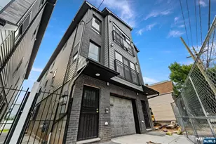 591 S 18th 18th St, Newark, NJ 07103 - Photo 1