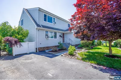 58 Garibaldi Avenue 1 Fl #1 Fl, Lodi, NJ 07644 - Photo 1