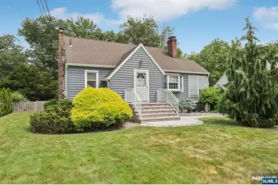 86 Parkway, Rochelle Park Township, NJ 07662 - Photo 1