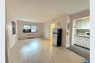 401 Park Place 2H #2H, Fort Lee, NJ 07024 - Photo 1