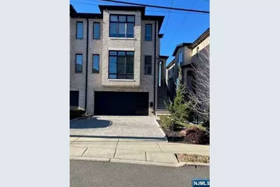 1547 11th Street A #A, Fort Lee, NJ 07024 - Photo 1