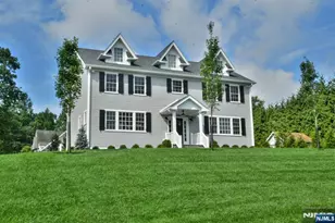 201 Hillside Ave, Wyckoff Township, NJ 07481 - Photo 1