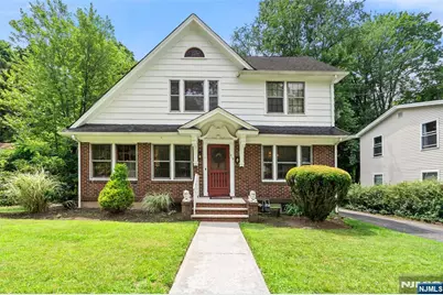 312 Ivy Lane, Englewood, NJ 07631 - Photo 1