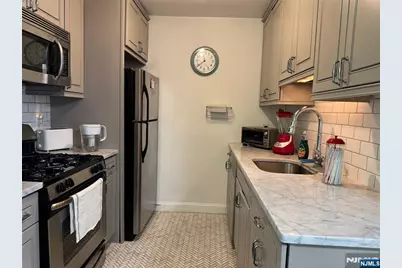 605 Grove Street C5 #C5, Clifton, NJ 07013 - Photo 1