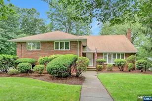 581 Mazur Ave, Paramus, NJ 07652 - Photo 1