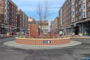 3109 City Pl, Edgewater, NJ 07020 - Photo 1