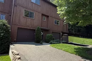 9 Regal Ct, Hawthorne, NJ 07506 - Photo 1