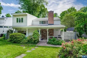 39 Campbell St, Waldwick, NJ 07463 - Photo 1