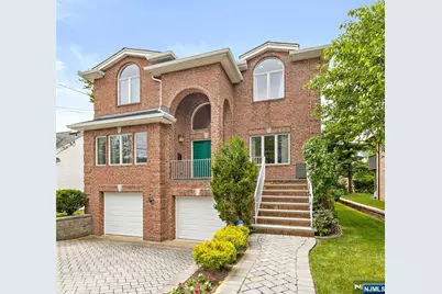 34 Bayview Avenue, Englewood Cliffs, NJ 07632 - Photo 1