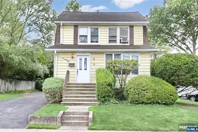 138 Bergen Avenue, Bergenfield, NJ 07621 - Photo 1
