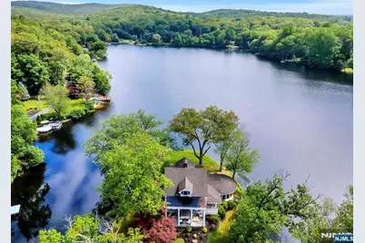 15 Shore Road, Bloomingdale, NJ 07403 - Photo 1