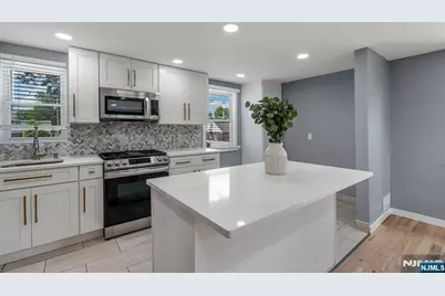 47 Ekings Avenue, Hawthorne, NJ 07506 - Photo 1