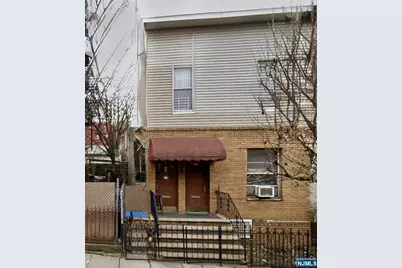 1608 Summit Avenue, Union City, NJ 07087 - Photo 1