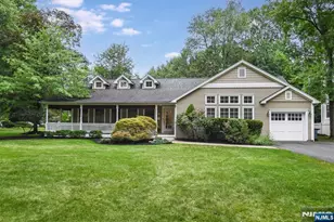 7 Chadwick Pl, Glen Rock, NJ 07452 - Photo 1