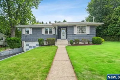 3 Lakeview Drive, Waldwick, NJ 07463 - Photo 1