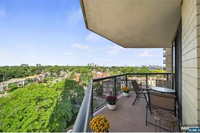 900 Palisade Avenue 7C #7C, Fort Lee, NJ 07024 - Photo 1