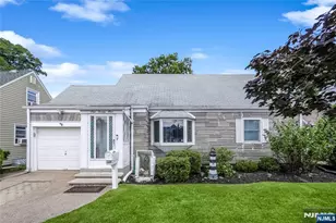 121 Lincoln Ave, Elmwood Park, NJ 07407 - Photo 1