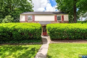 685 Sunset Rd, Teaneck Township, NJ 07666 - Photo 1